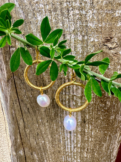Daphne Gold & Pearl Earrings