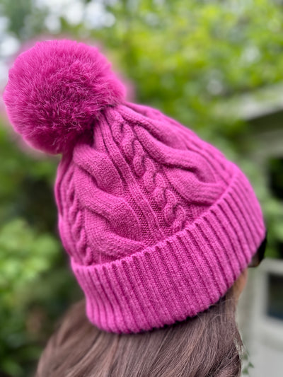 Freya Cable Knit Pom Pom Hat in Fuchsia