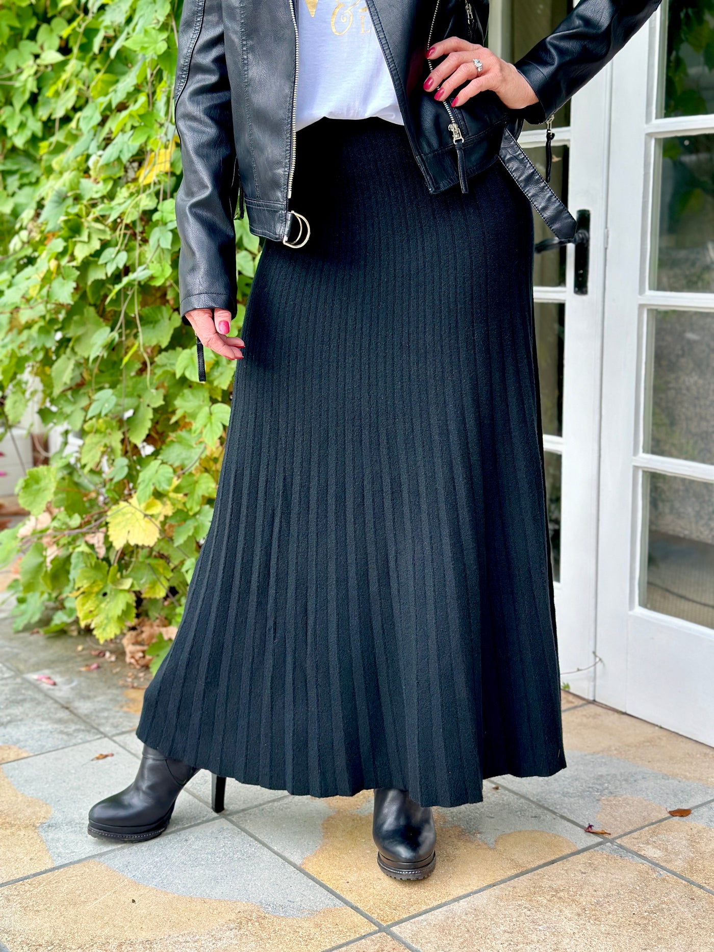 Elsa Knitted Skirt in Classic Black