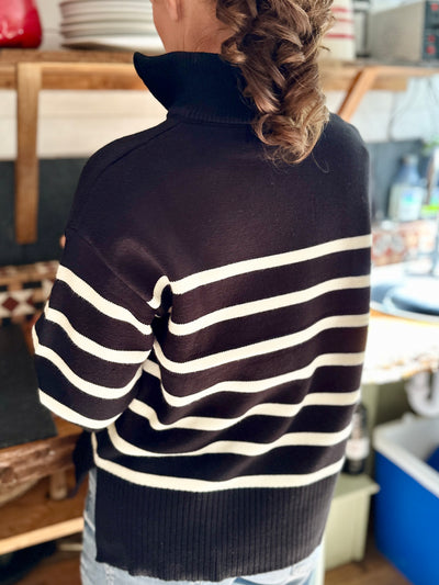 Alexandra Jumper in Black & White